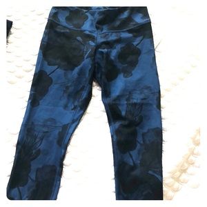 Lululemon Wunder Under Crop pant